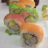 Sushi Inside Low Cost Nourriture