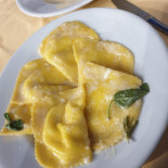 Villa Ugolini Comida