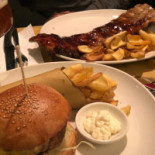Bench Food