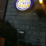 100% Pizza Extérieur