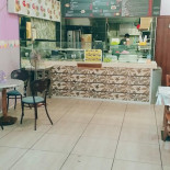 Burak Pizza Kebab inside