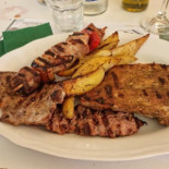 Mucca Pazza food