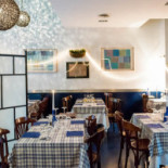 Ostriche E Vino À l'intérieur