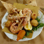 Villa Fontana Di Loia food