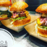 Pollo&burger Store Nourriture