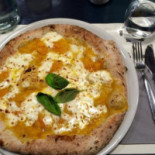 Sua Maesta La Pizza food