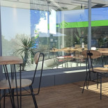Fluido Caffè Cucina E Exterior