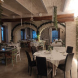 Anchise Dentro