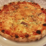 Pizzera Te Cevena Nourriture