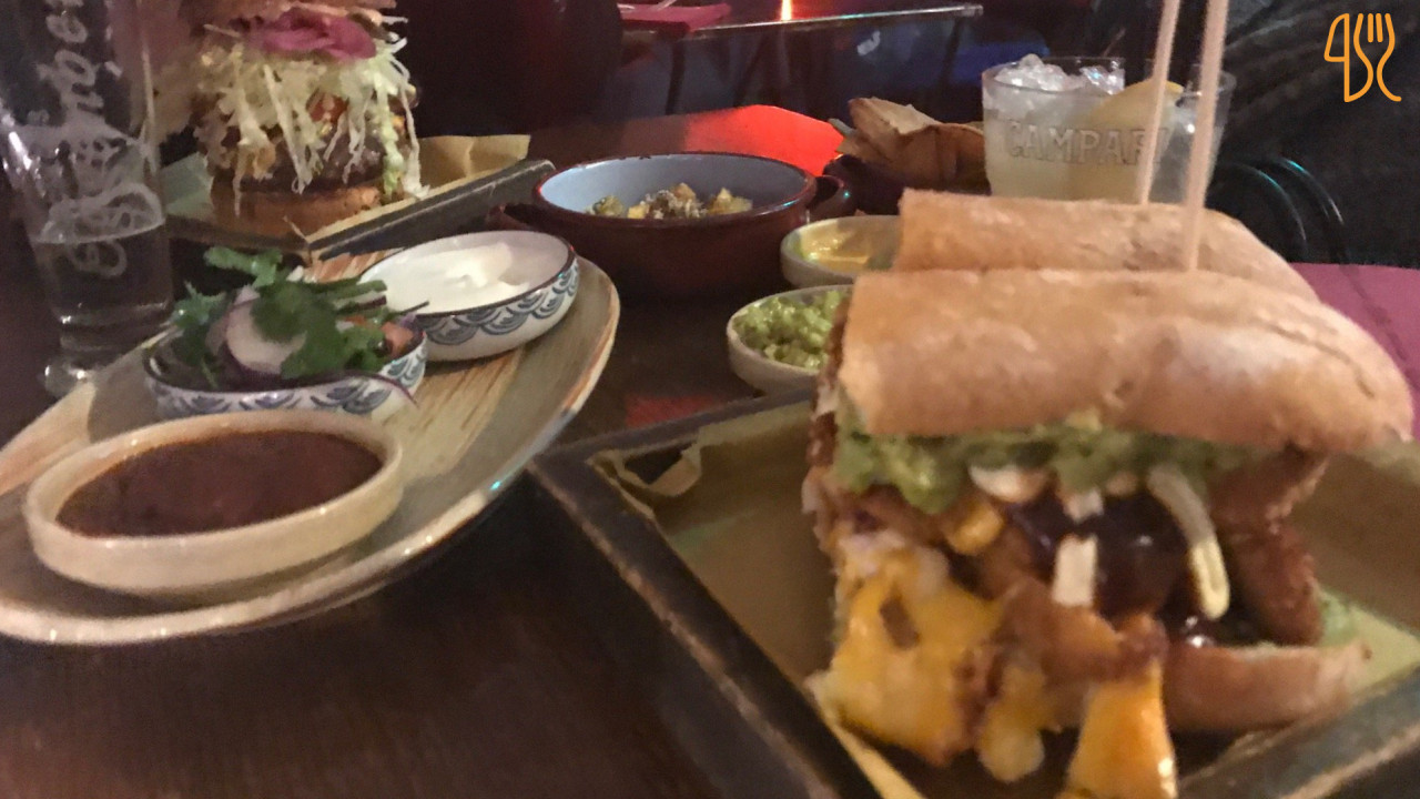 Al Mercato Steaks Burgers Sant'eufemia Comida