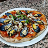 E Pizzeria La Fucina food