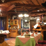 Alte Hutte inside