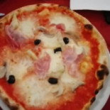 Pizzeriala Lanterna Nourriture