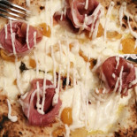Flames Pizzeria Nourriture
