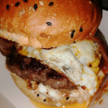Drunk Sheep Beer Bread Burger Comida