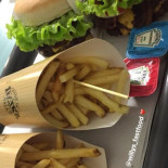 Willy's Fast Food