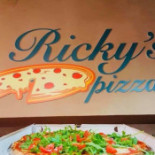 Ricky's Pizza Nourriture