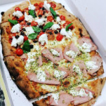 Pizzeria Da Auri (ex Pizzeria L'apizza) Comida