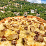 Cuore Di Pizza food