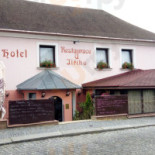 U Jiřího Restaurace Esterno