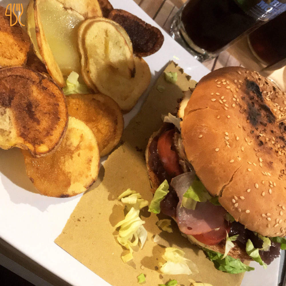 Fuoco Pizza Burger Nourriture