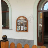 Restaurace Na Čtyřce outside