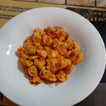 Rens E Rose Saloon food