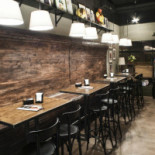 Sweet Sour À l'intérieur