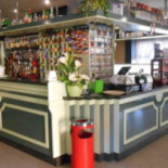 Cafe Victor Di Michele Gentile inside