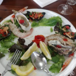 Q8 Caffe Comida