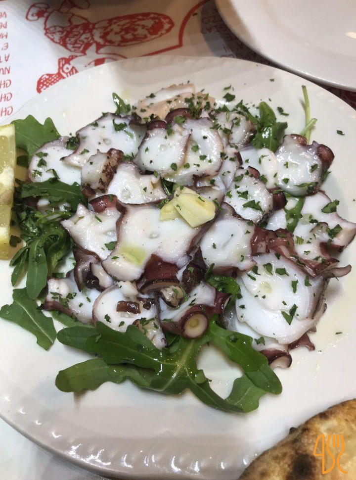 O' Scugnizzo Comida