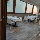 /pizzeria Napoli è food
