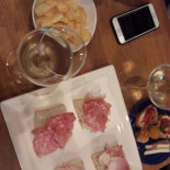 Degusto Wine And Coffee Nourriture