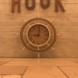 Hook Fish Pub Inside