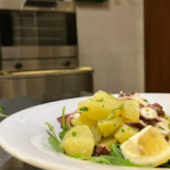 Pizzeria Cares C'e' Comida