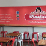 Mastica À l'intérieur
