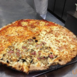 La Casa Della Pizza food
