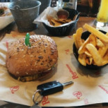 Road House Corsico Comida