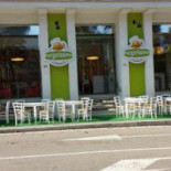 Burgerissimo inside