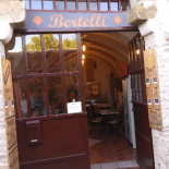 Dal Bertelli Comida