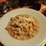 Baucia Rosanna Nourriture