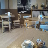 Caffe Aroma Cirie Comida