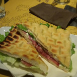 Da Ale food