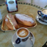 Aiello Nourriture