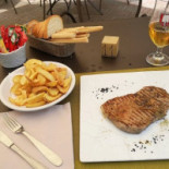 Caos Pub Nourriture