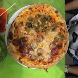 Alex Pub food
