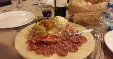 Agriturismo La Cascina Di Mattia food