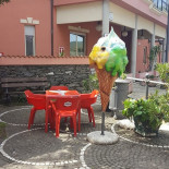 Su Zurru Exterior