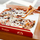 Pizzalonga Away Comida