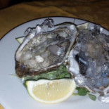 Black White Pub Comida